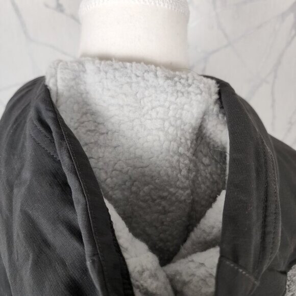 The North Face Gray Tech Sherpa Fleece Lined Half Zip Hoodie - Picture 5 of 7